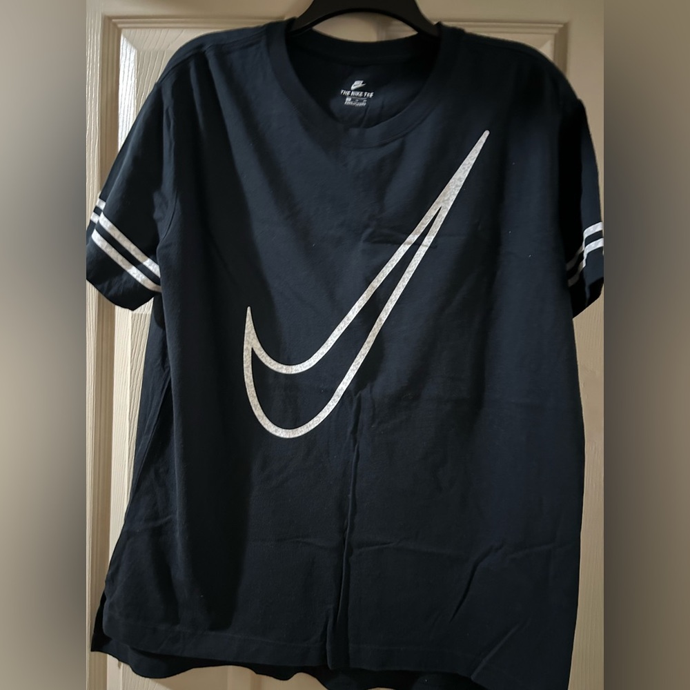 Nike Men's Blue Tee